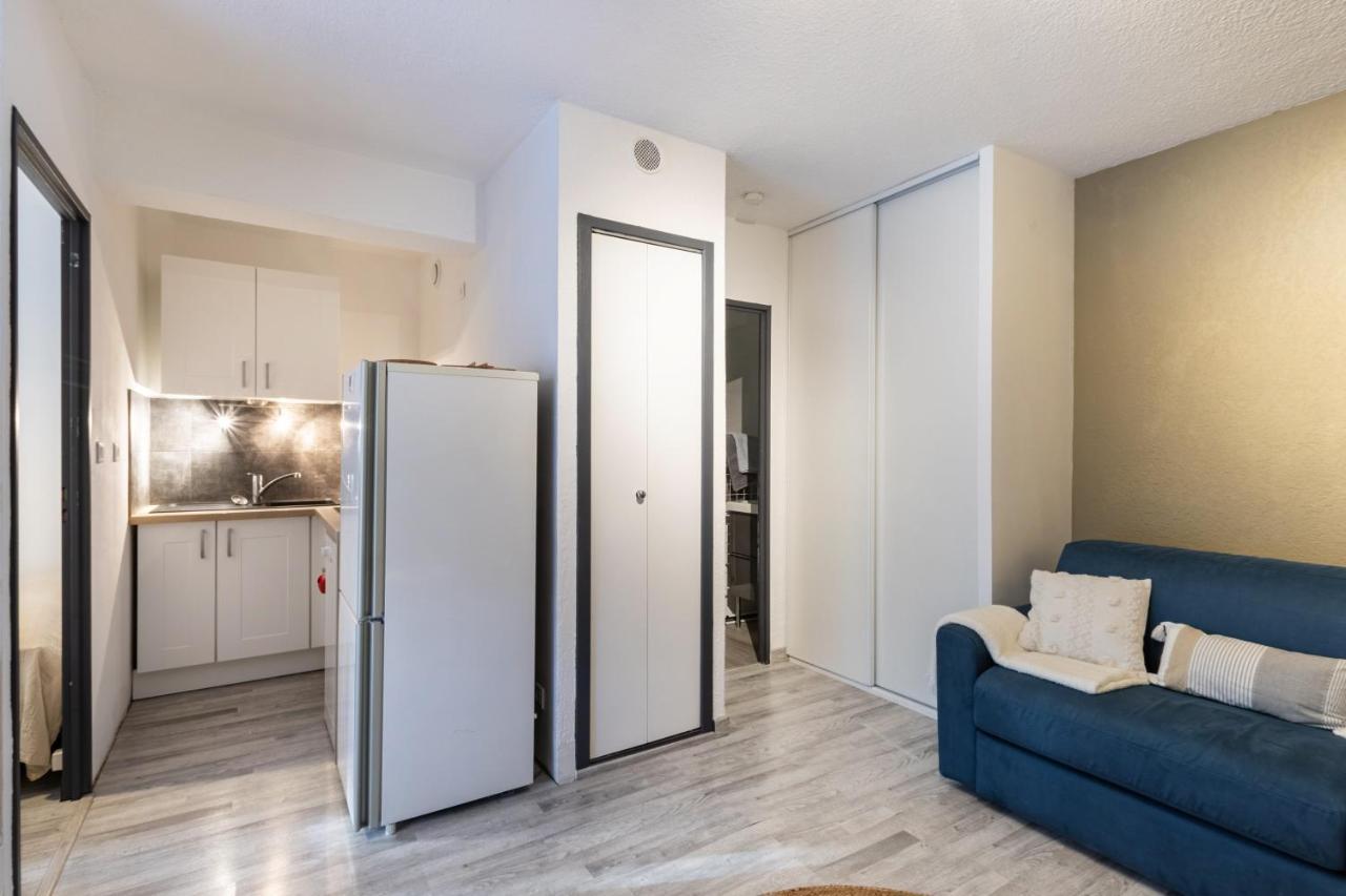 Les Pierreplane Apartment Бандол Екстериор снимка